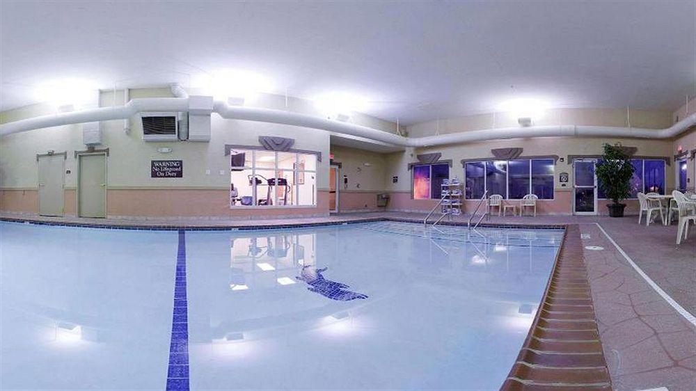 Holiday Inn Express Toledo-Oregon By Ihg Екстер'єр фото