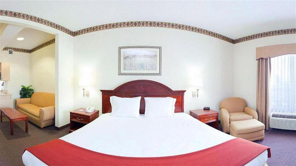Holiday Inn Express Toledo-Oregon By Ihg Екстер'єр фото